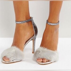 Aldo Gray Faux Fur Silver Glitter Stiletto 4" Heels Size 8
